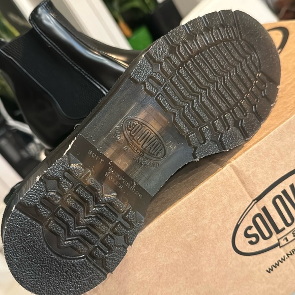 Solovair shiny black boot - size US 4.5men /5.5 women - Picture 8 of 9